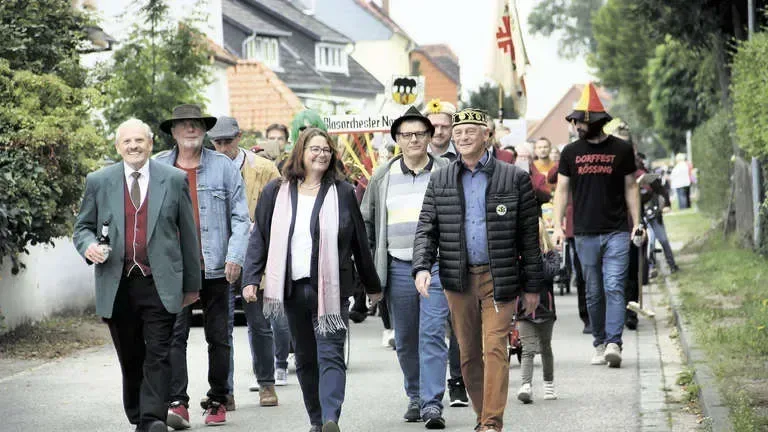 015_29816481-festumzug-dorffest-roessing-3S70