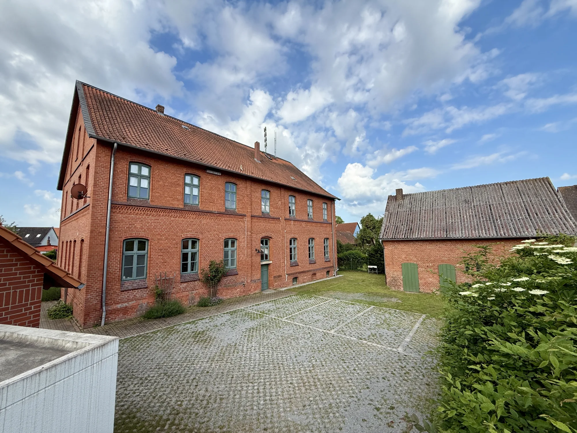Außengelände Dorfgemeinschaftshaus